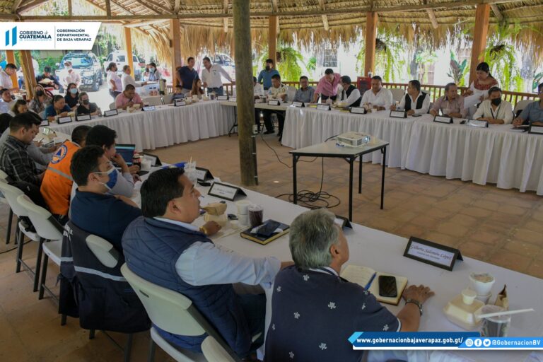 Reunión extraordinaria del Consejo Departamental de Desarrollo de Baja Verapaz